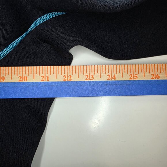 Gold Fin Women’s Black Wetsuit Set – Long Sleeve Top & Shortie Bottoms - Picture 4 of 16